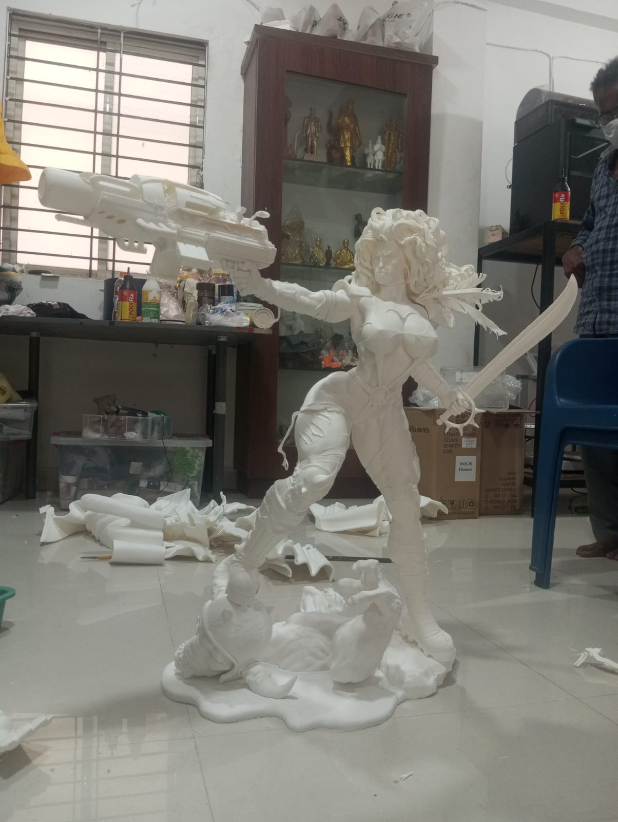 Character, sports & collectible statues.